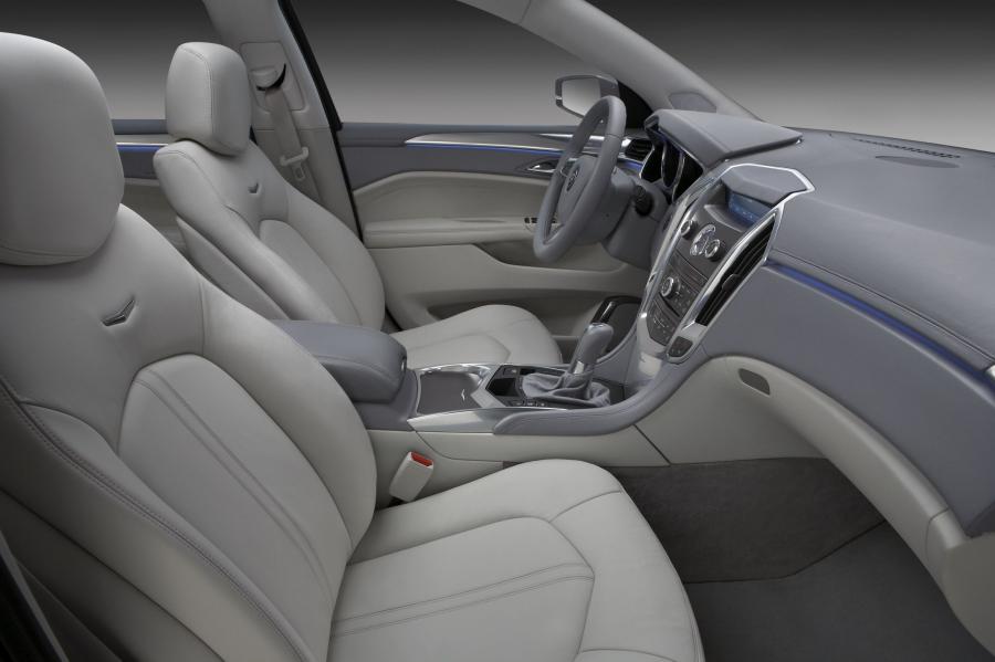 Интерьер Cadillac Provoq Fuel Cell Concept 2008 года  (фото 14 из 31)